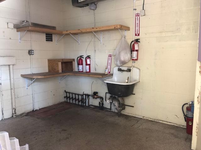 5 S Madison St, Oswego, IL 60543